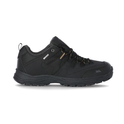 Finley Men's Walking Shoes in Black, Angled view of footwear