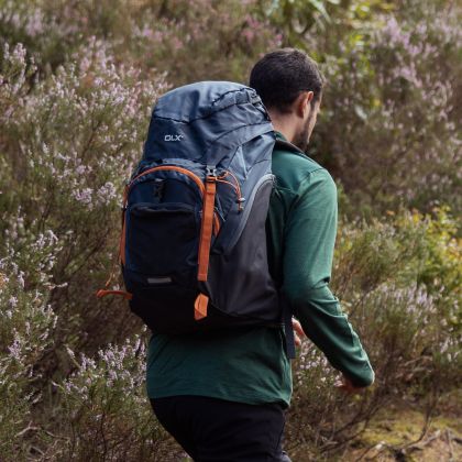 Twinpeak DLX 45L Rucksack with Raincover in Grey, Angle view